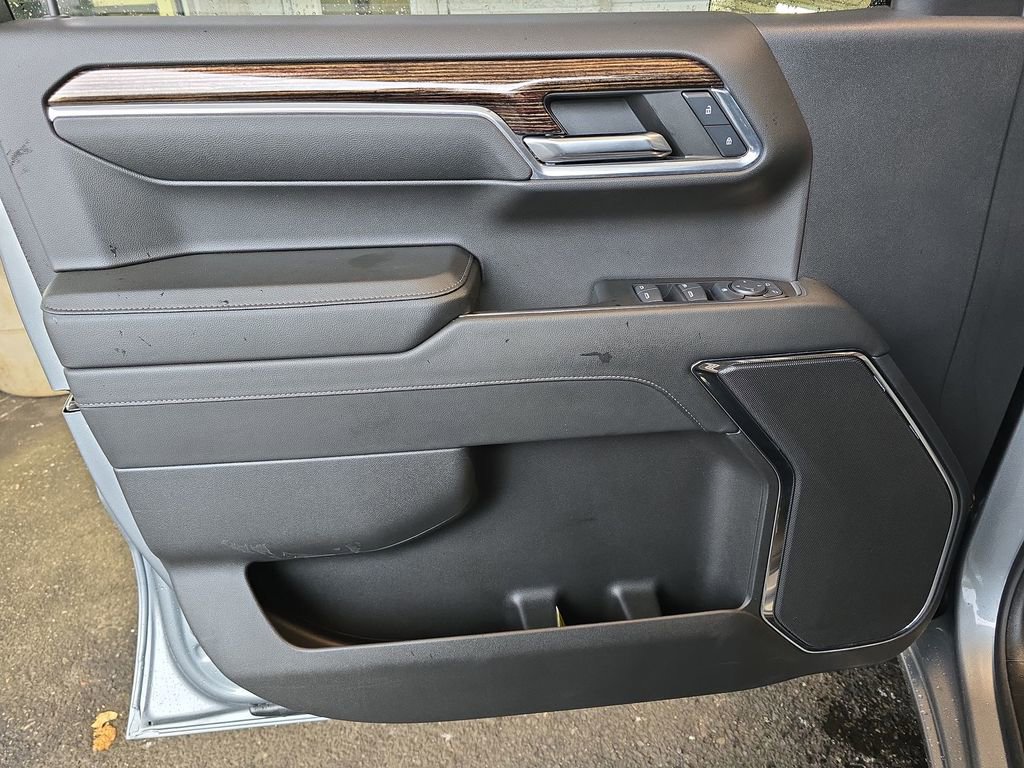 Certified 2024 GMC Sierra 1500 Elevation image 25