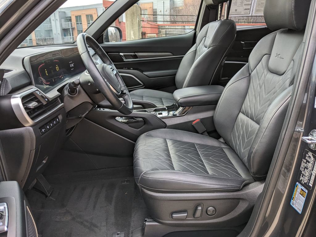 Used 2024 Kia Telluride EX X-Line image 11