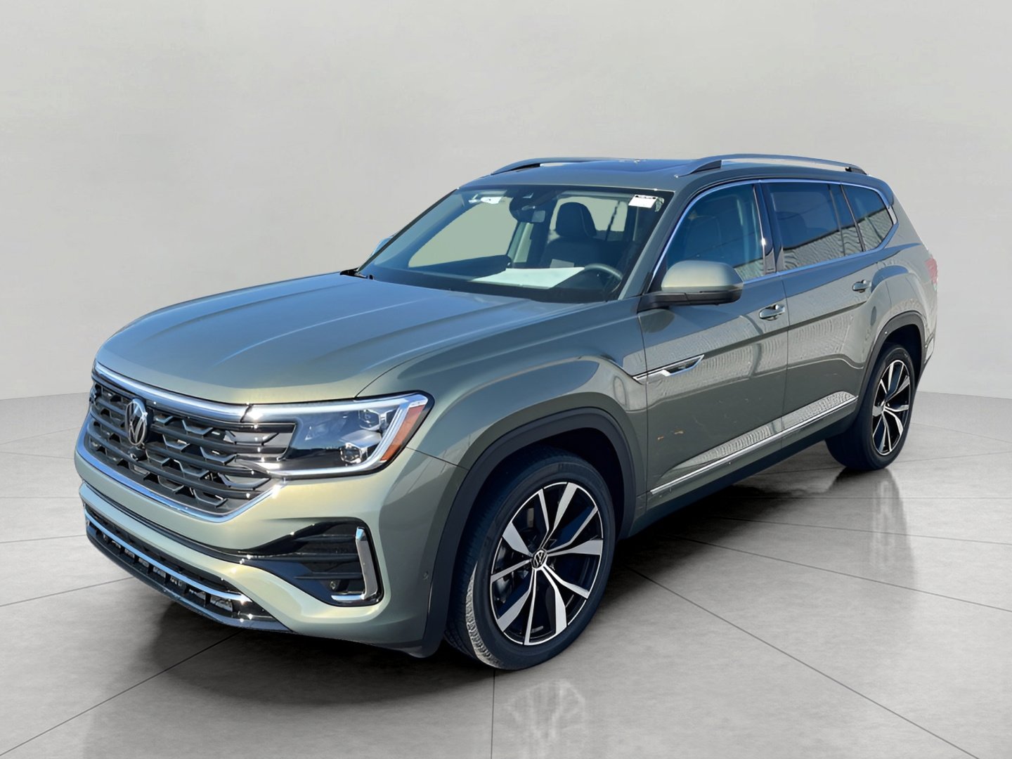 New 2026 Volkswagen Atlas SEL Premium R-Line image 3