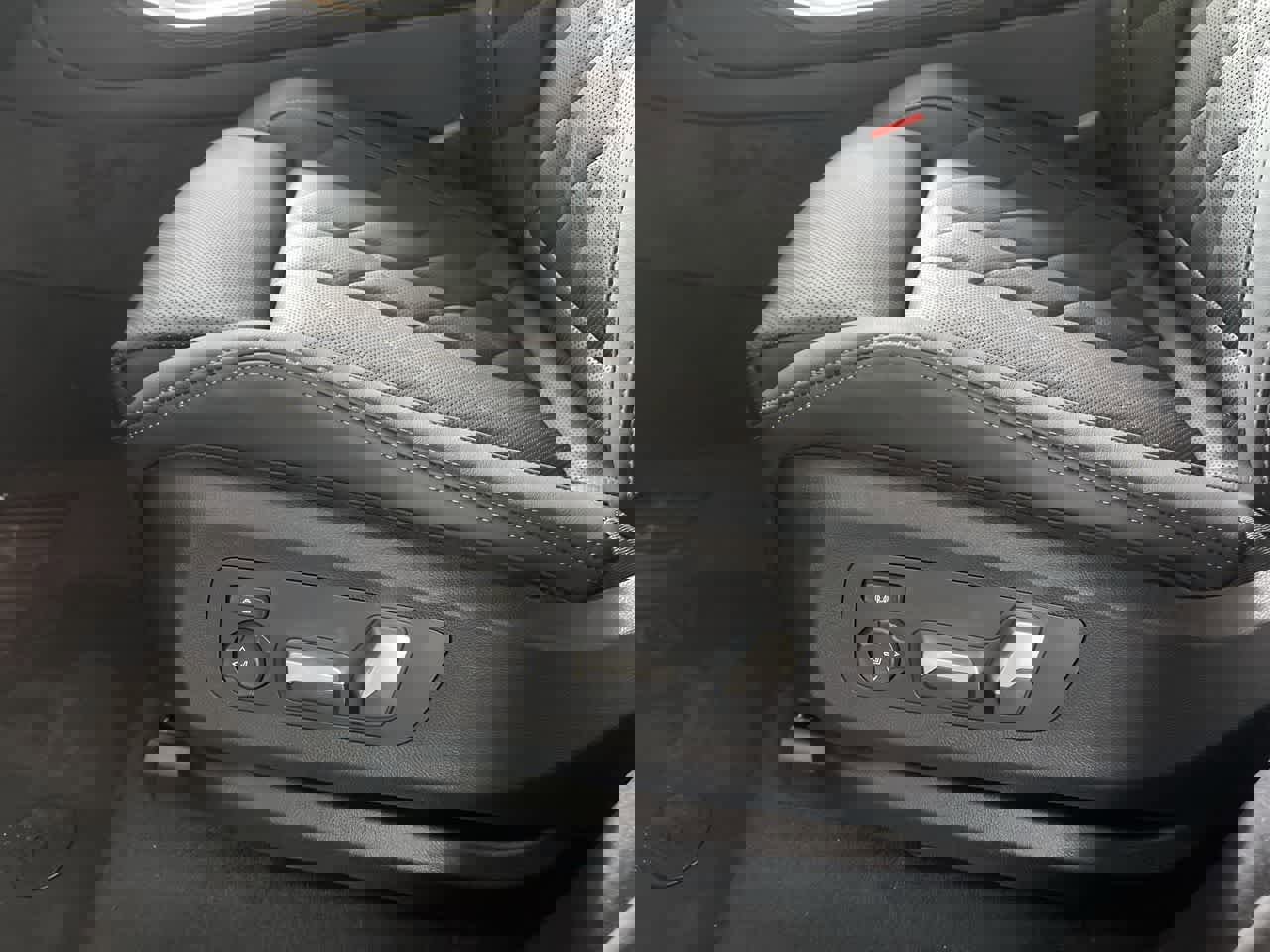 Used 2024 BMW X5 xDrive40i w/ Premium Package image 10