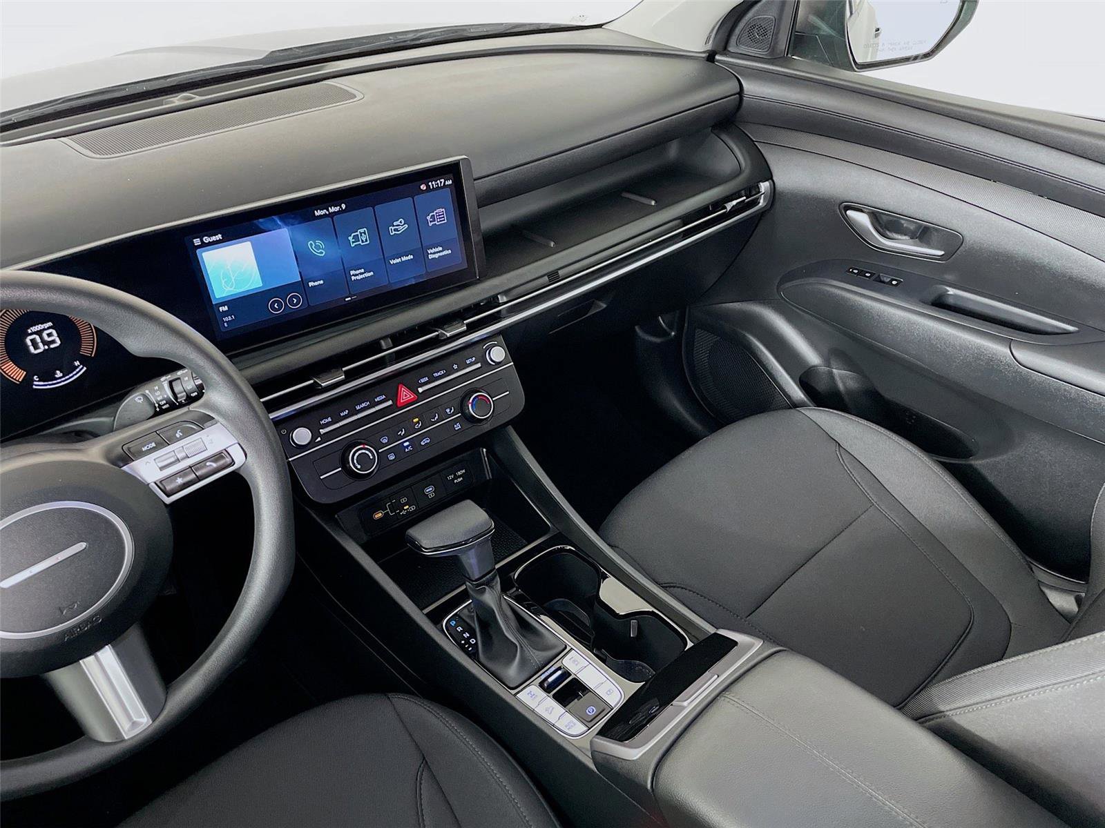 Certified 2025 Hyundai Tucson SE image 24