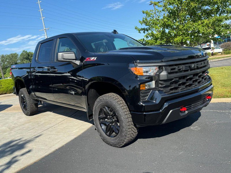 New 2026 Chevrolet Silverado 1500 Custom Trail Boss AWD/4WD video 2
