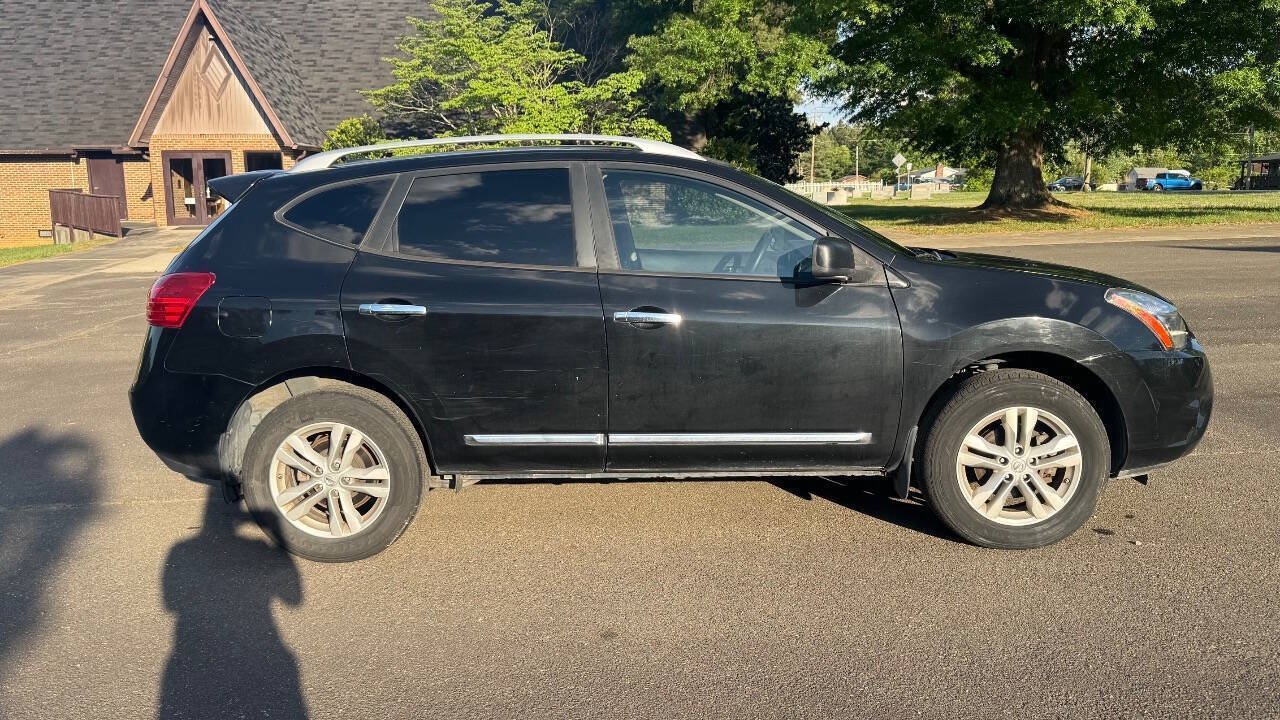 Used 2015 Nissan Rogue S w/ Convenience Package AWD/4WD image 10