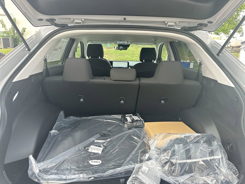 New 2025 Hyundai Ioniq 5 SE image 48