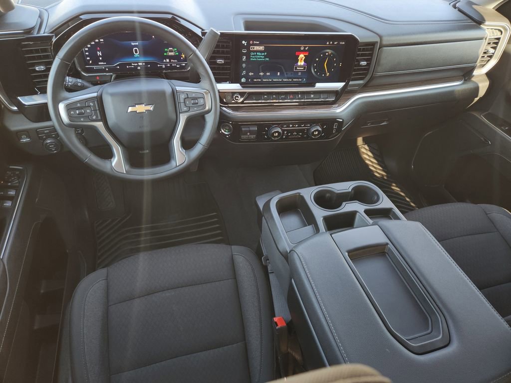 Used 2023 Chevrolet Silverado 1500 LT image 32