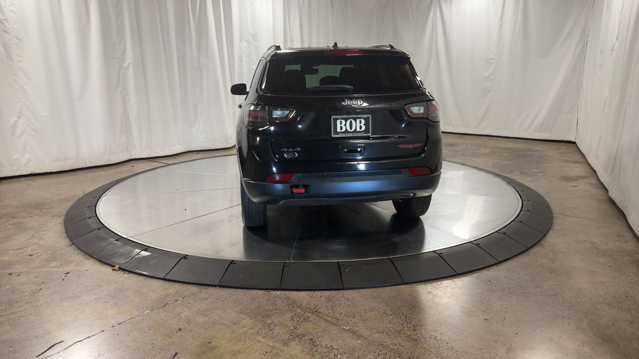 Used 2022 Jeep Compass Trailhawk w/ Trailhawk Elite Group image 7