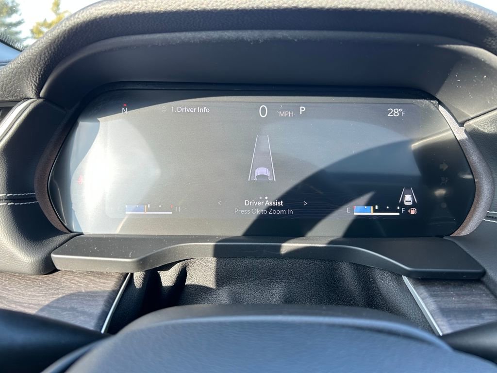 Used 2023 Jeep Grand Cherokee L Limited w/ Luxury Tech Group II image 11