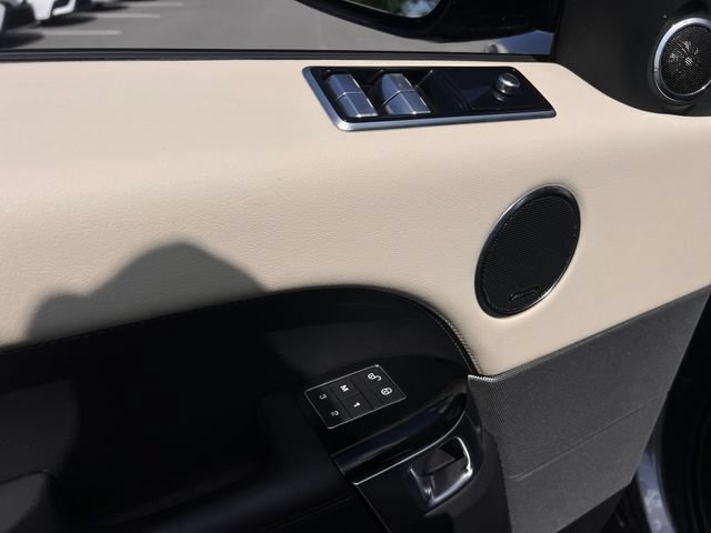Used 2020 Land Rover Range Rover Sport HSE AWD/4WD image 10