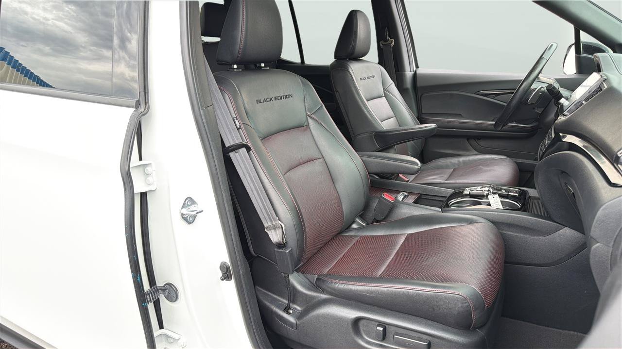 Used 2021 Honda Ridgeline Black Edition image 14