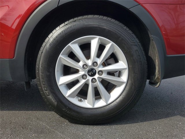 Certified 2020 Kia Sorento LX image 7