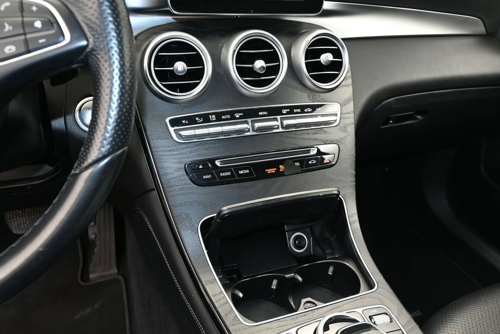 Used 2016 Mercedes-Benz GLC 300 image 21