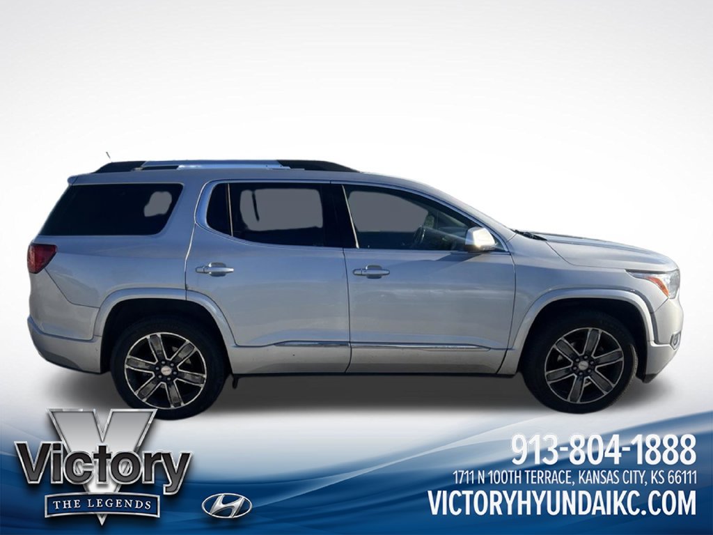 Used 2017 GMC Acadia Denali FWD image 4