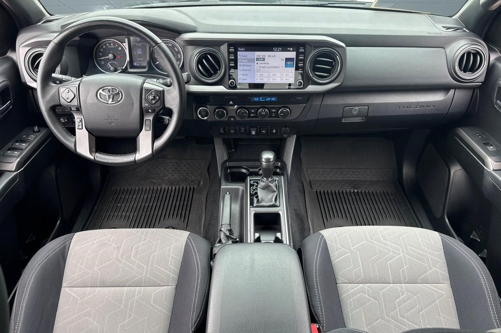 Used 2021 Toyota Tacoma TRD Off-Road w/ Technology Package AWD/4WD image 15