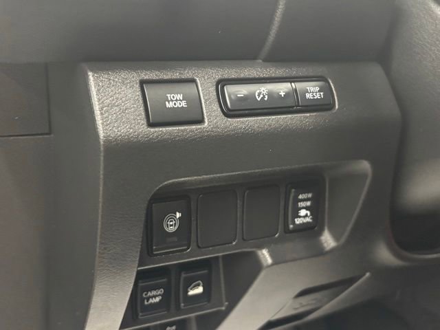 Used 2023 Nissan Frontier PRO-4X w/ Pro Convenience Package AWD/4WD image 18