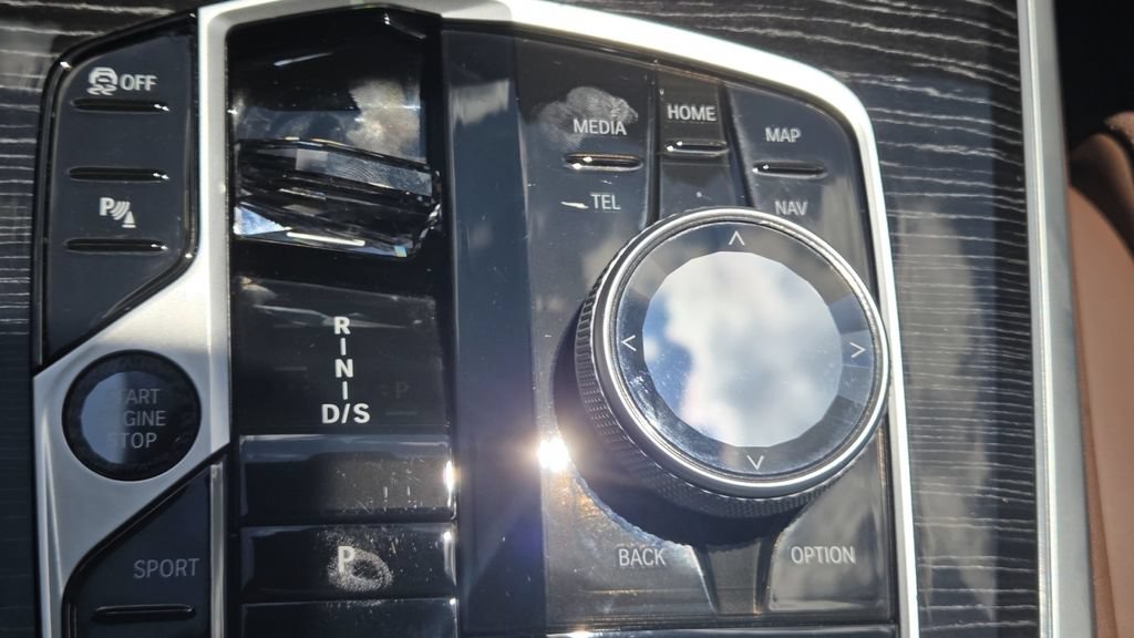 Used 2025 BMW X5 M60i AWD/4WD image 37