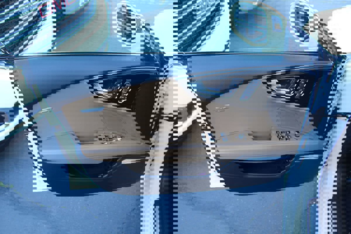 Used 2014 Audi S7 Prestige w/ Driver Assistance Package image 17