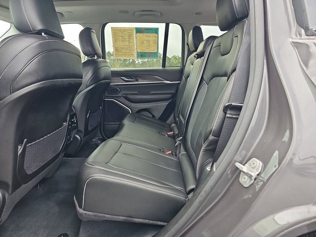 Used 2022 Jeep Grand Cherokee Limited 4xe w/ MOPAR Finishing Package image 18