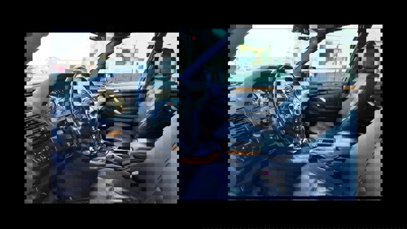 Used 2003 BMW X5 3.0i image 6