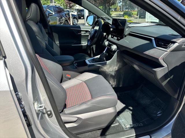 Certified 2025 Toyota RAV4 XSE AWD/4WD image 17