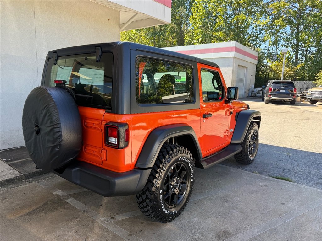 Used 2019 Jeep Wrangler Sport AWD/4WD image 3
