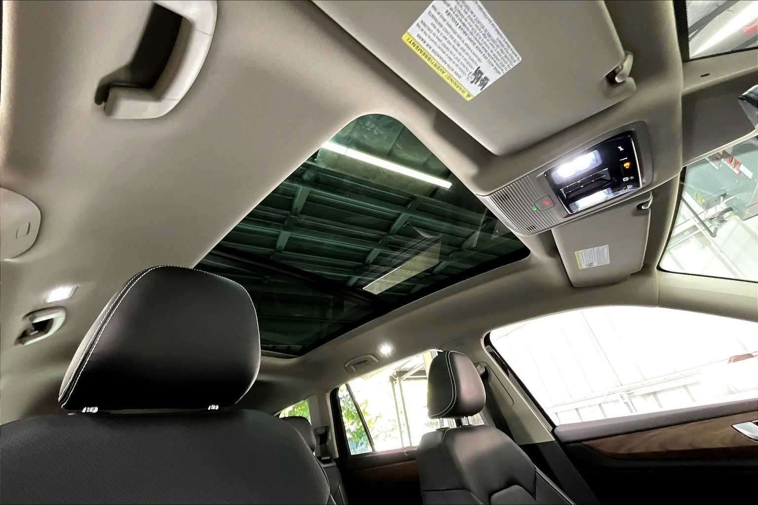 New 2026 Volkswagen Atlas SE image 29