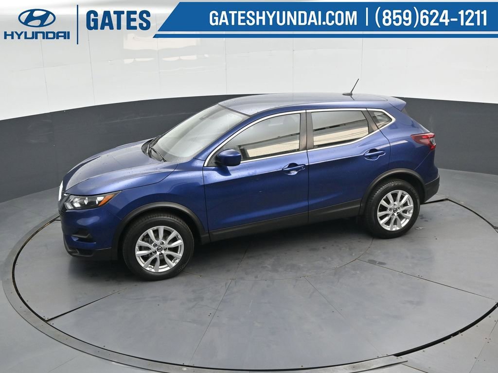 Used 2022 Nissan Rogue Sport S image 44