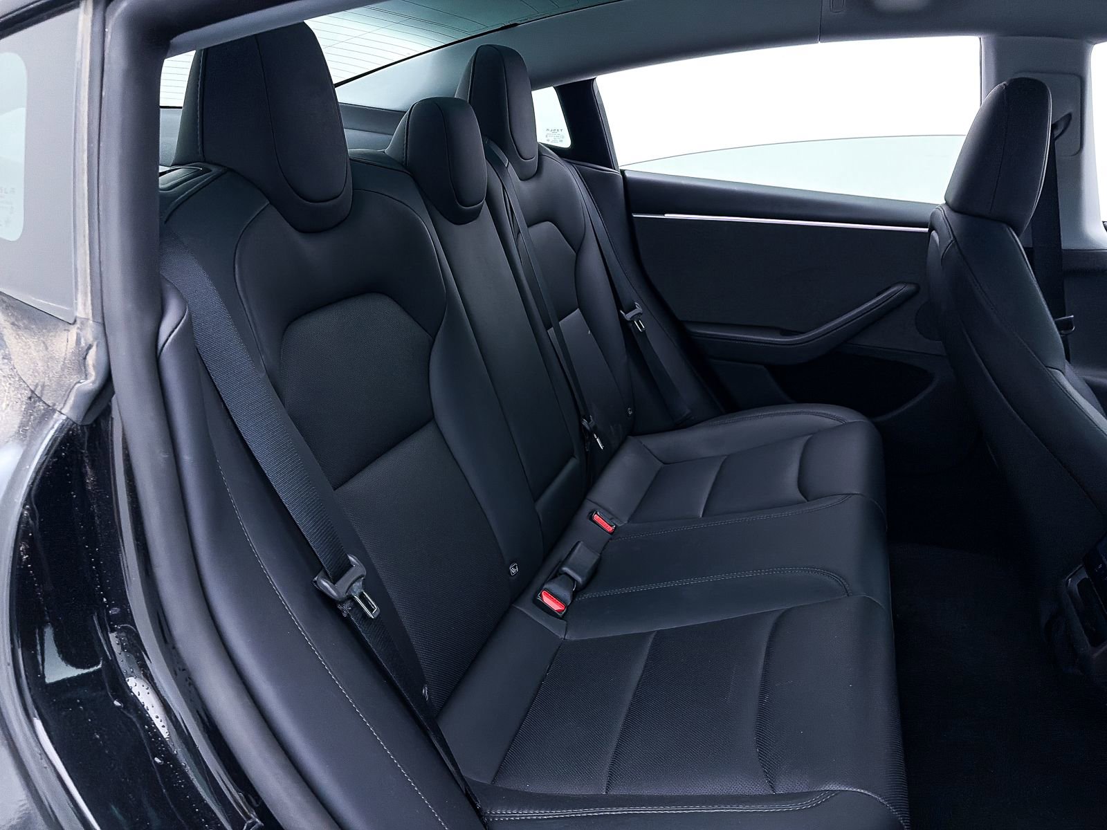 Used 2025 Tesla Model 3 Long Range image 31