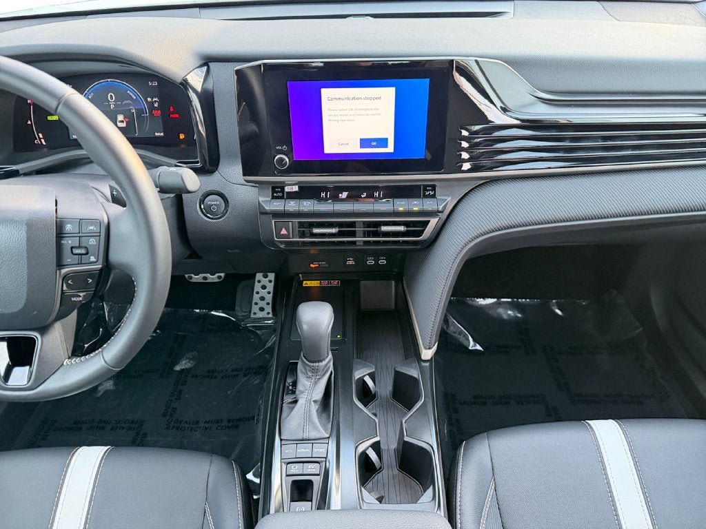 Used 2026 Toyota Camry SE FWD image 12