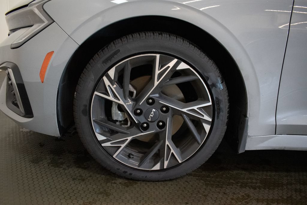 Used 2025 Kia K5 GT-Line w/ GT-Line Premium Package AWD/4WD image 9