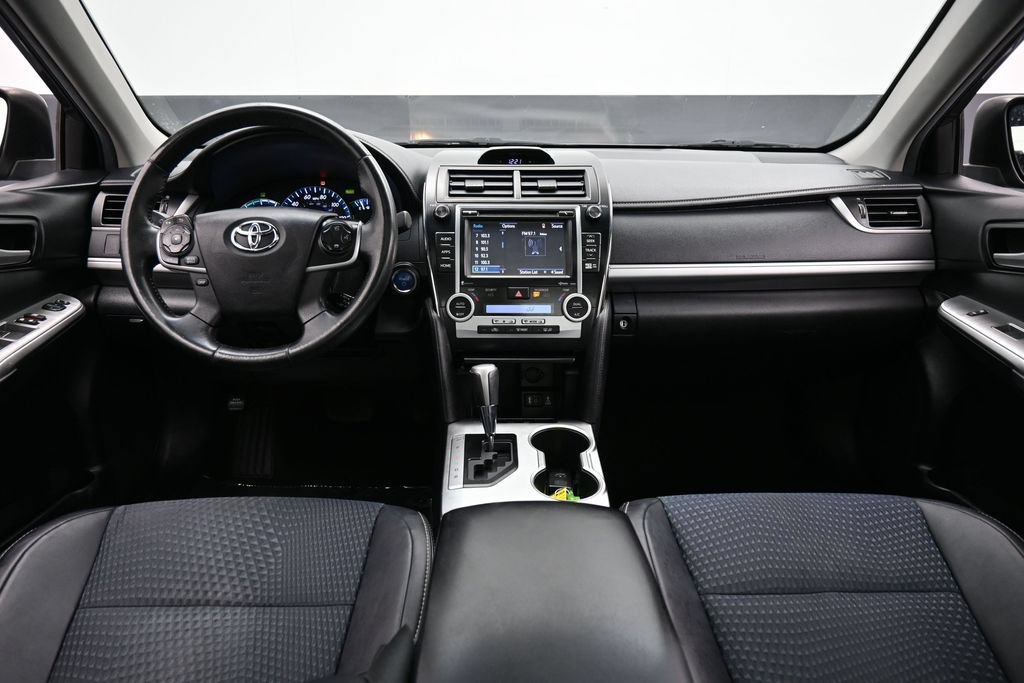 Used 2014 Toyota Camry SE w/ Moonroof Package FWD image 39