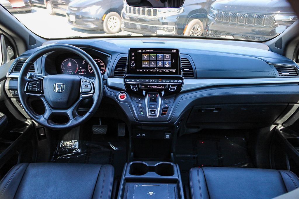 Used 2025 Honda Odyssey Sport-L image 12