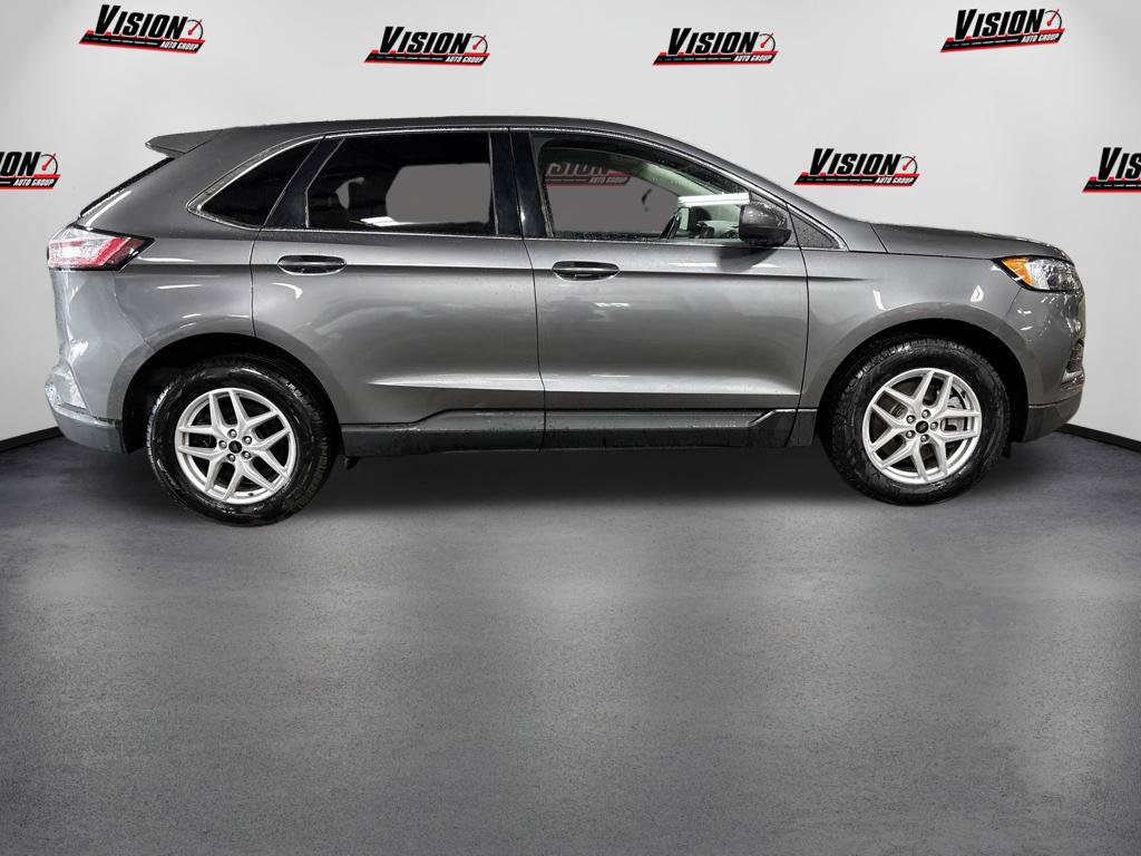 Used 2024 Ford Edge SEL AWD/4WD image 4