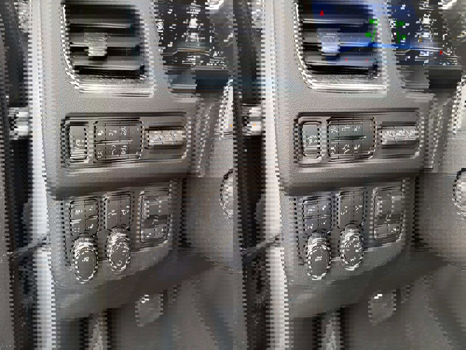 Certified 2023 Chevrolet Tahoe High Country w/ Premium Package image 6