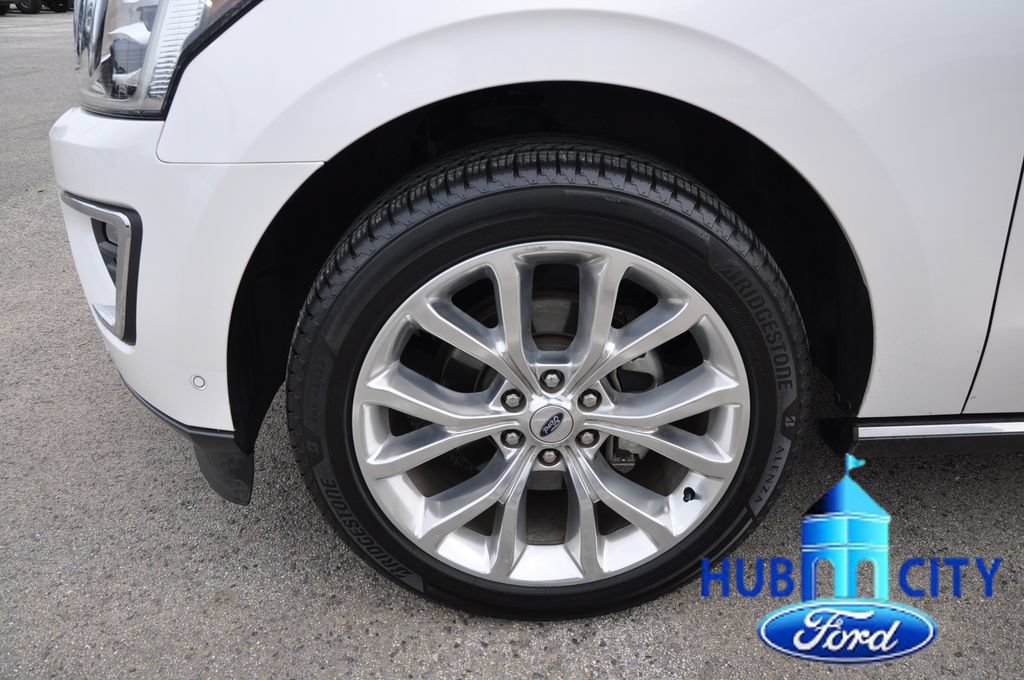 Used 2019 Ford Expedition Limited w/ Equipment Group 302A RWD image 9