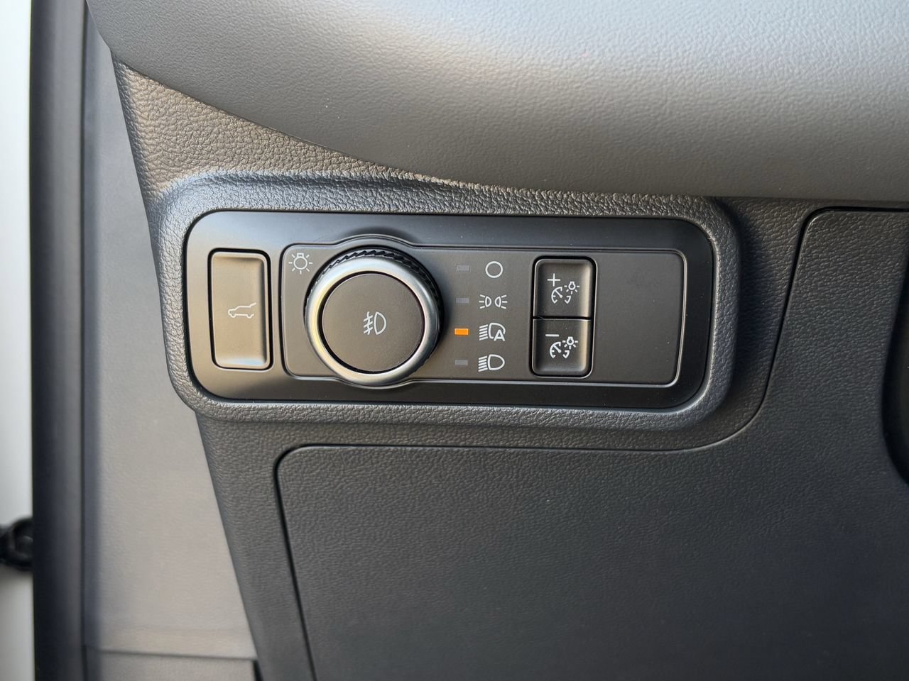 New 2026 Ford Explorer Active w/ Active Comfort Package RWD image 21