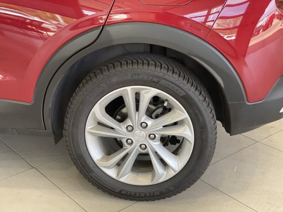 Used 2021 Buick Encore GX Preferred AWD/4WD image 12
