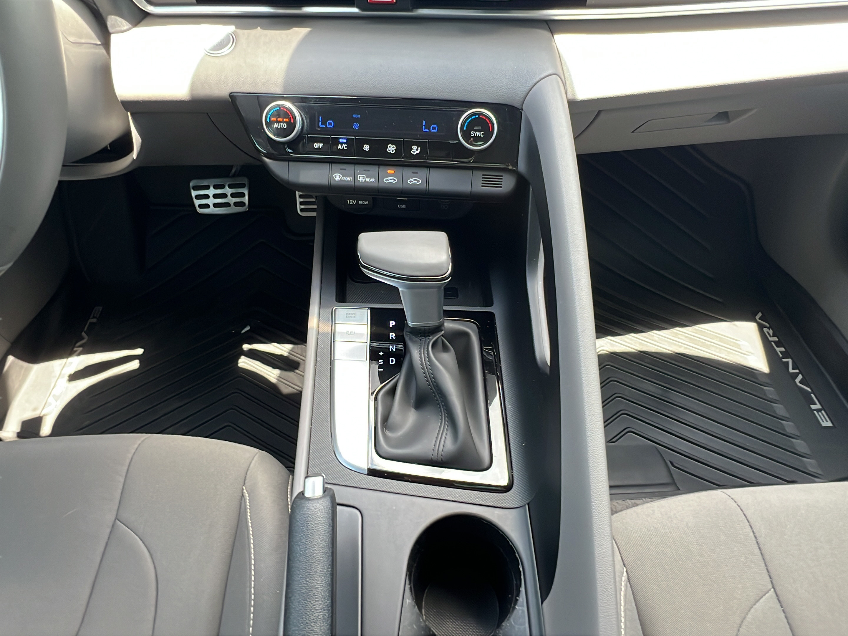 Certified 2025 Hyundai Elantra Sport w/ Cargo Package FWD image 14