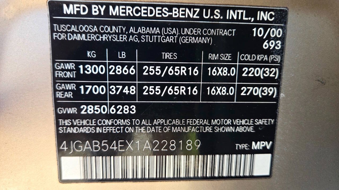 Used 2001 Mercedes-Benz ML 320 4MATIC image 48