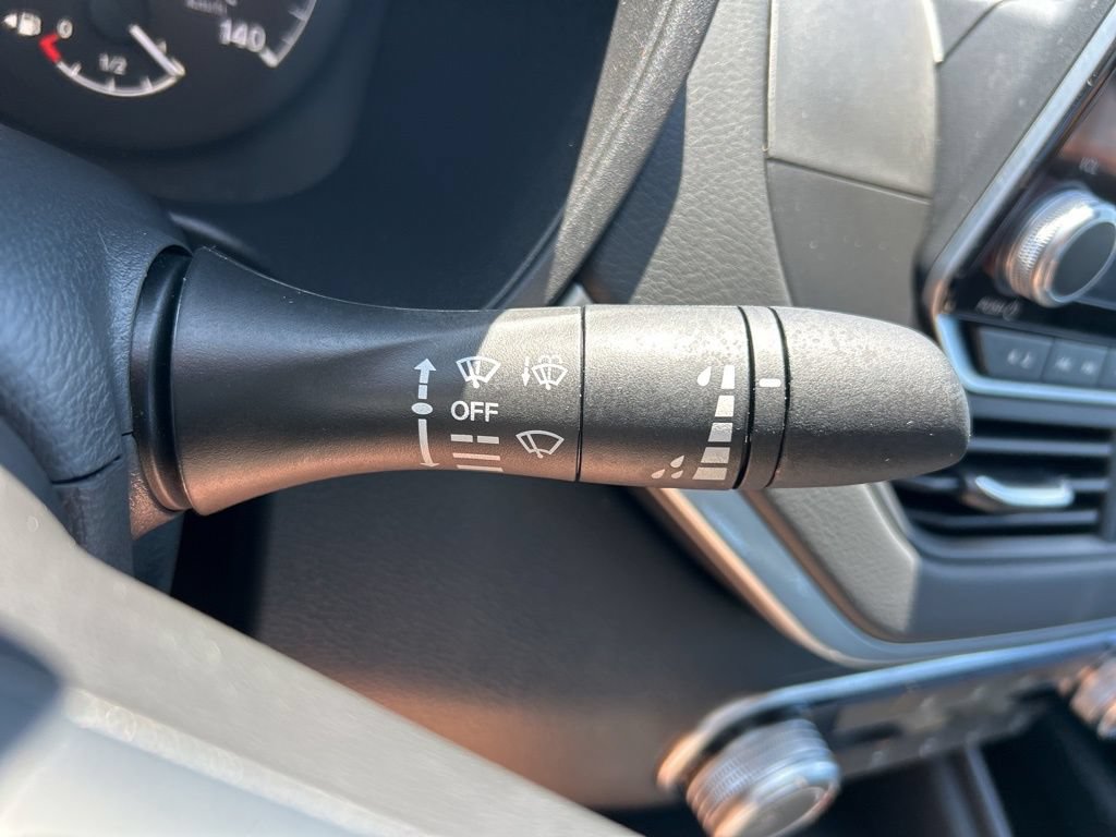 Certified 2025 Nissan Altima 2.5 S FWD image 29