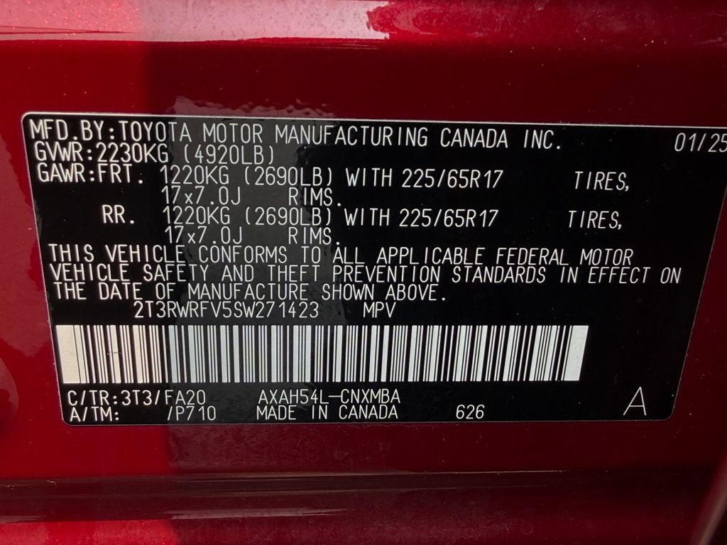 Used 2025 Toyota RAV4 XLE AWD/4WD image 28
