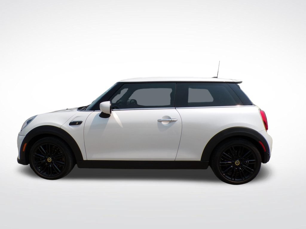 Used 2024 MINI Cooper SE FWD image 2