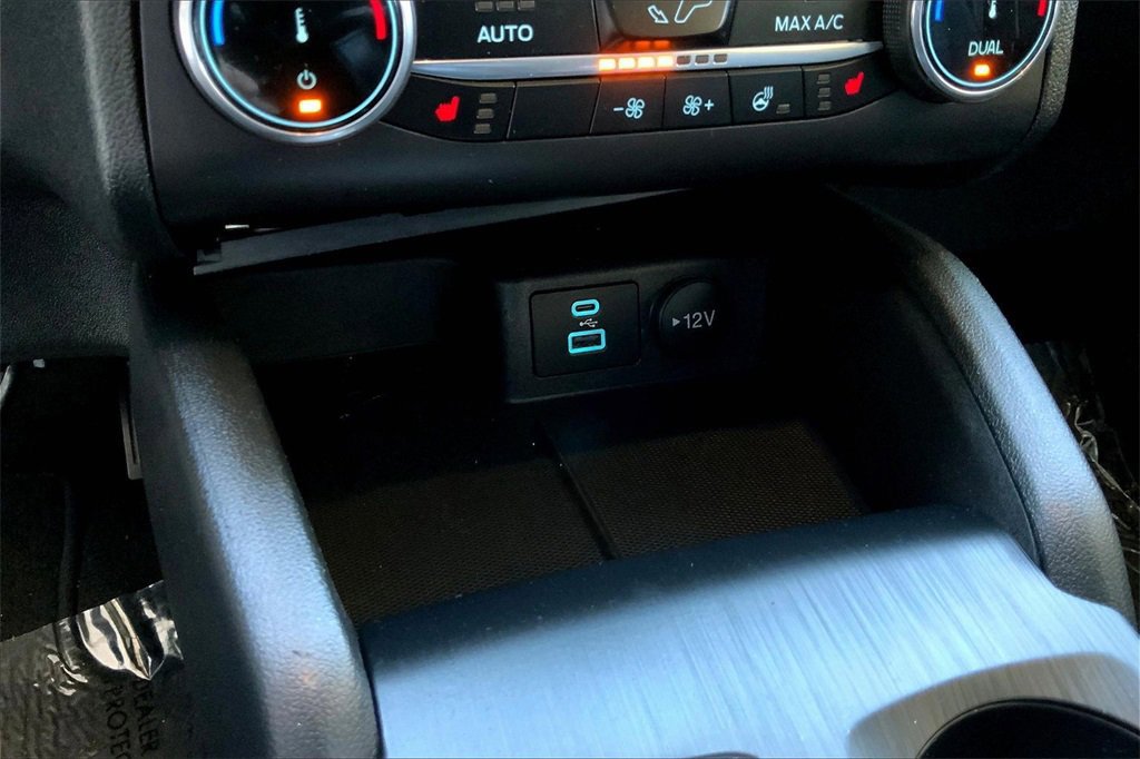 Used 2023 Ford Escape Active image 35