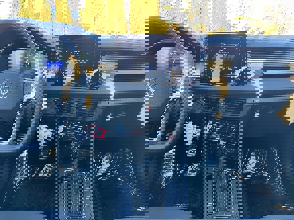 Used 2025 Volkswagen Jetta Sport image 15