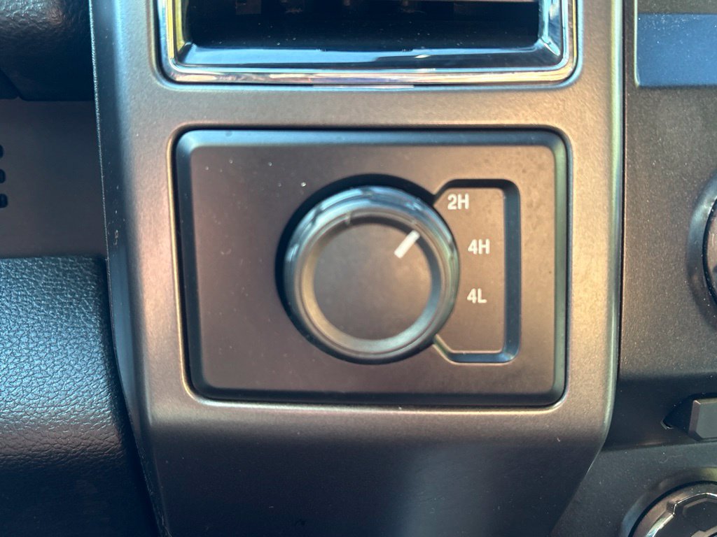 Used 2018 Ford F150 XLT w/ Equipment Group 302A Luxury AWD/4WD image 36