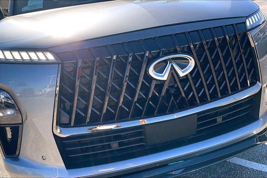 Used 2026 INFINITI QX80 4WD w/ Sport Exterior Package image 28