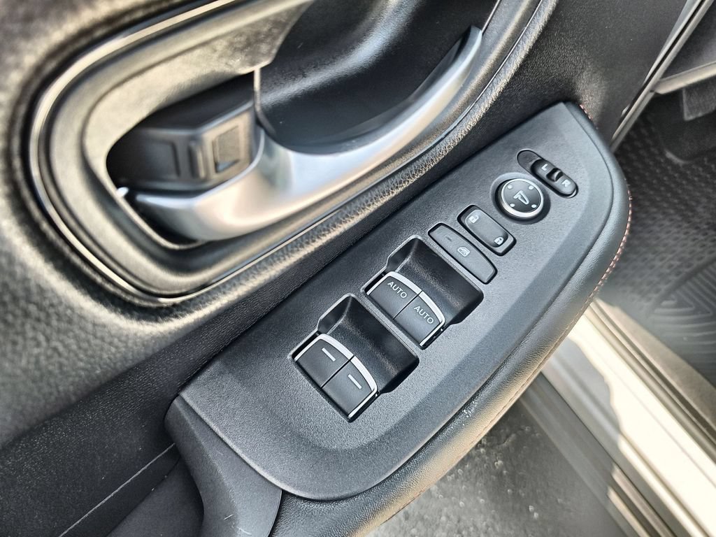 Used 2024 Honda HR-V Sport image 23