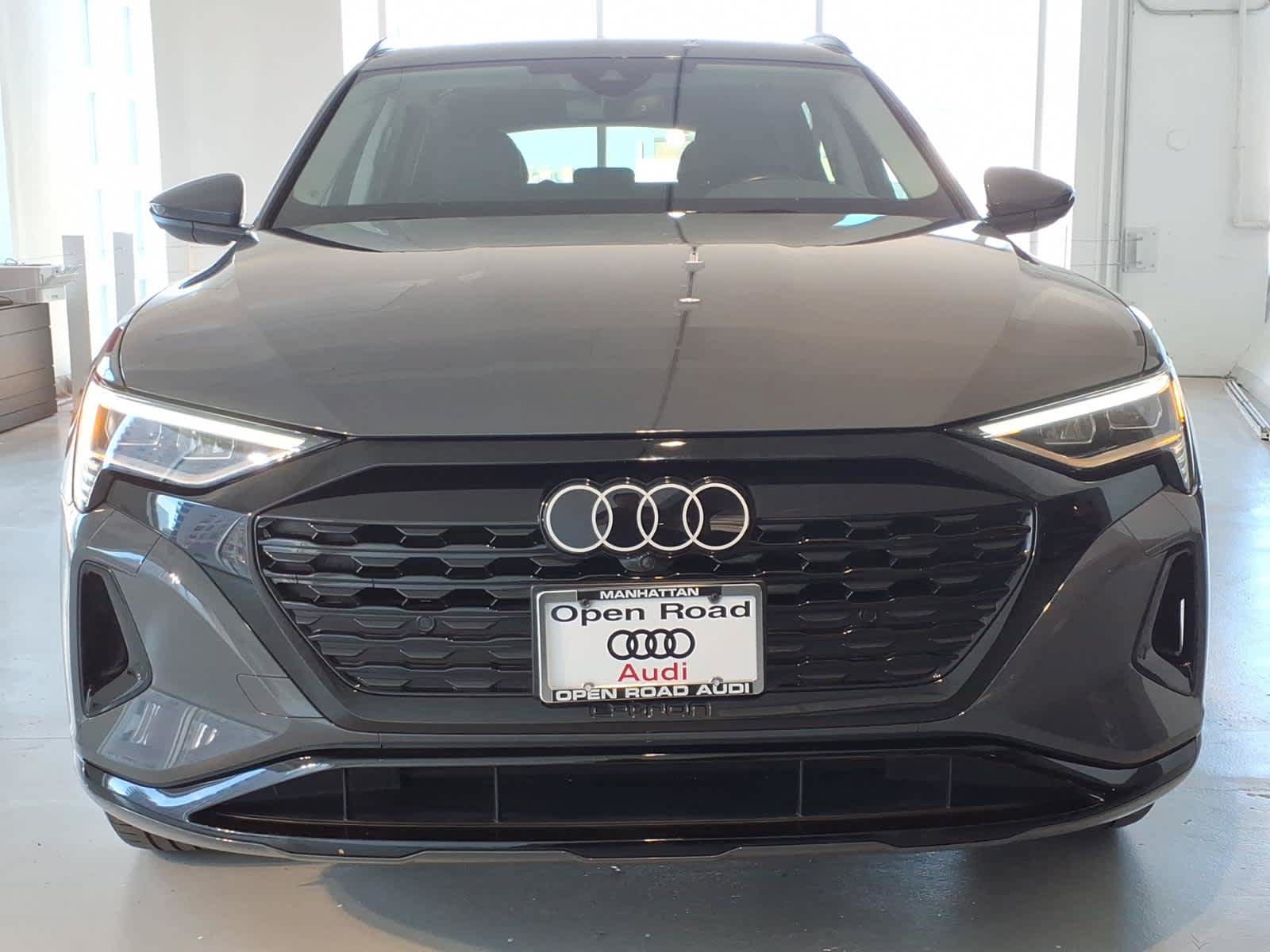 Used 2024 Audi Q8 e-tron Premium AWD/4WD image 2