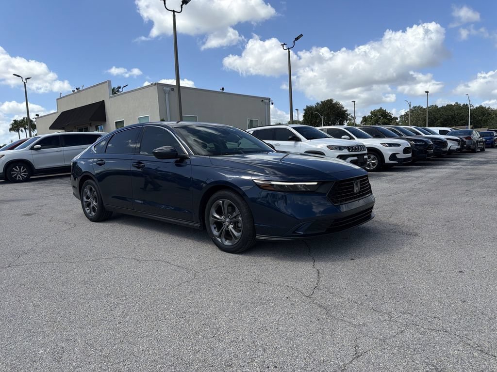 Used 2024 Honda Accord EX image 2