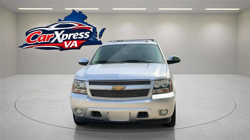 Used 2014 Chevrolet Suburban LTZ RWD image 6