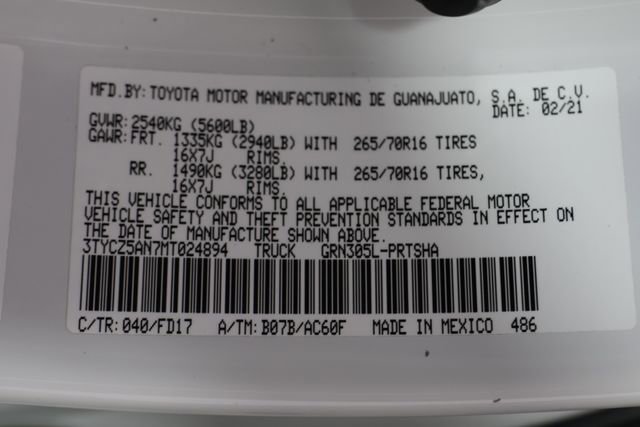 Used 2021 Toyota Tacoma TRD Off-Road AWD/4WD image 28